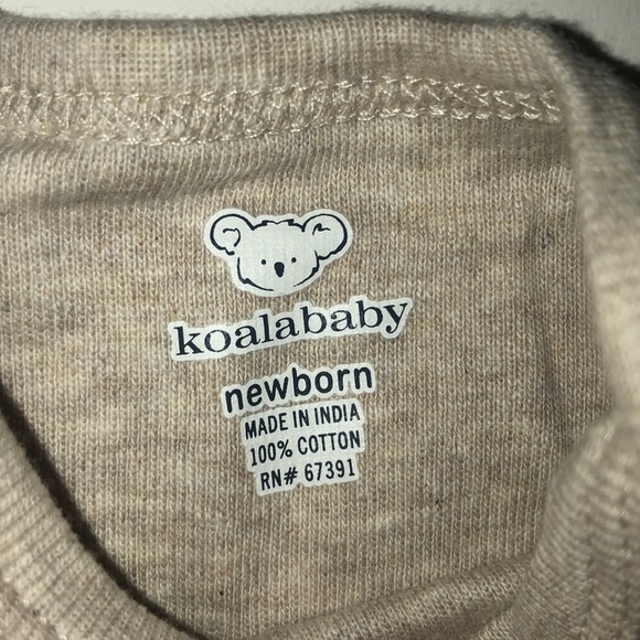 2 long sleeve onsies with pant - Picture 3 of 3